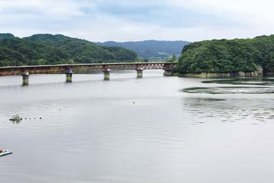 釜房湖