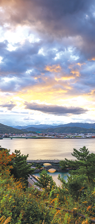 和歌に詠まれた古から続く景勝地